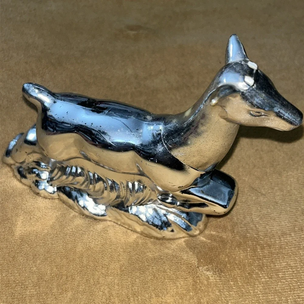 Vintage Avon Wilderness Classic Deep Woods After Shave Silver Deer Stag Decanter